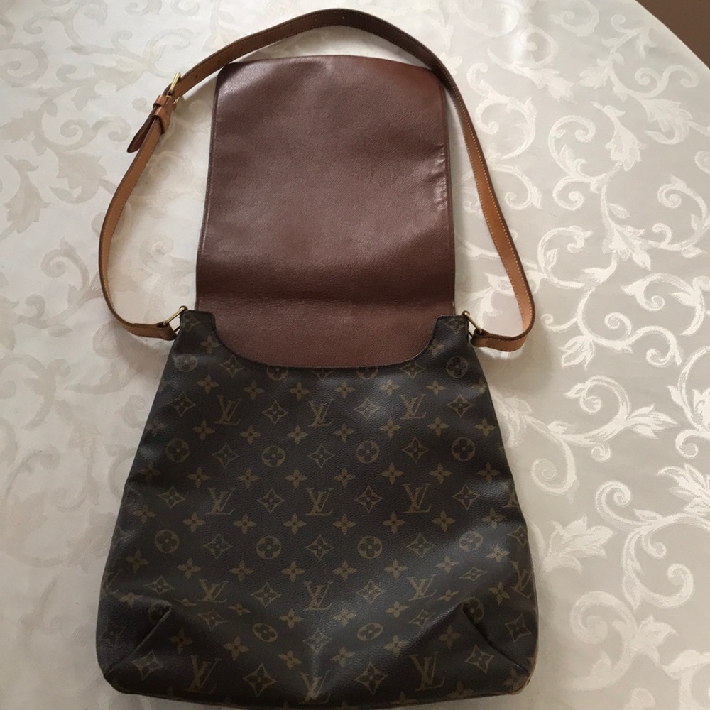 Louis Vuitton Monogram Brown Crossbody Bag - Picture 2 of 8